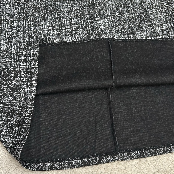 🎄🎁 Gorgeous A line Dress with 8 golden B buttons Shear long sleeves black large - Picture 10 of 10